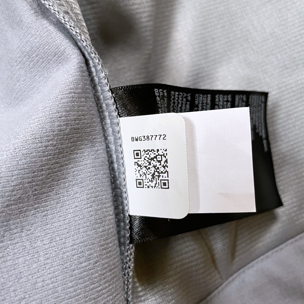 The North Face Men’s Castle Rock Soft Shell Vest - Picture 8 of 8